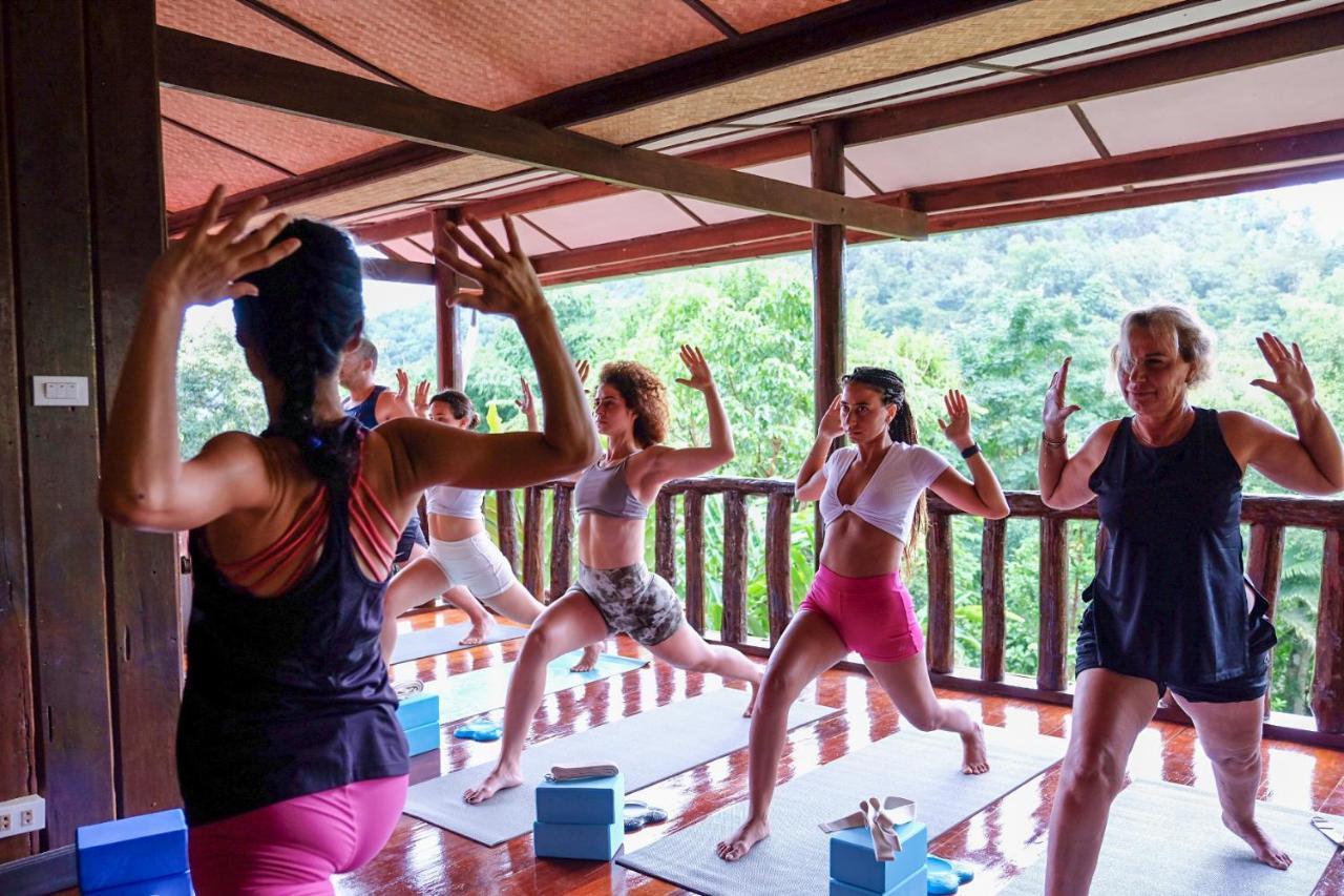 Kanlaya'S Eyrie, Luxury Homestay Pang Mapha Esterno foto