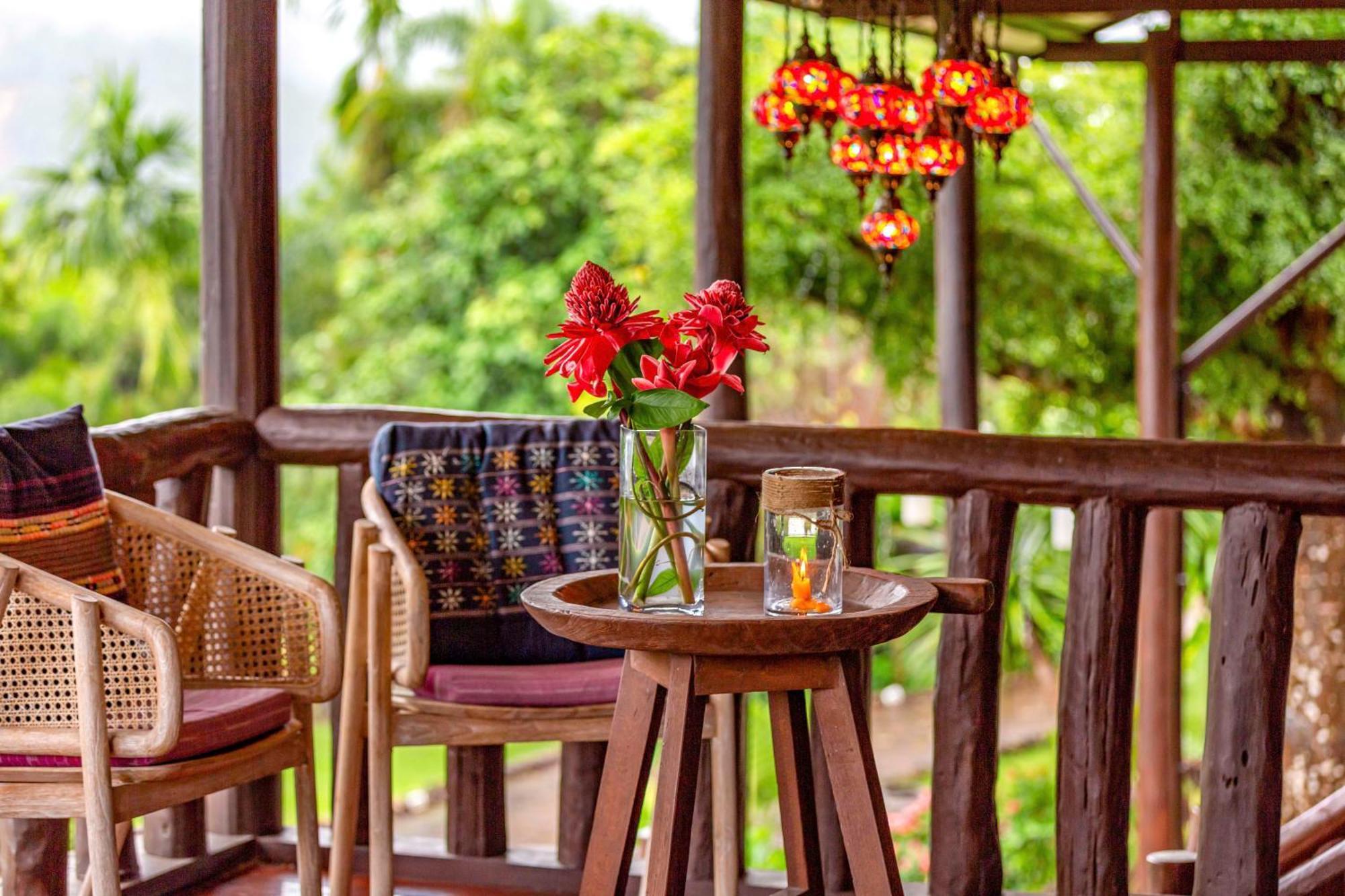 Kanlaya'S Eyrie, Luxury Homestay Pang Mapha Esterno foto